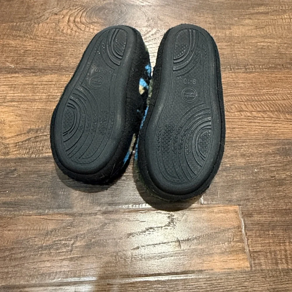 Wonder Nation Kids Cozy Plush Slip-On Slippers in Blue Camo
